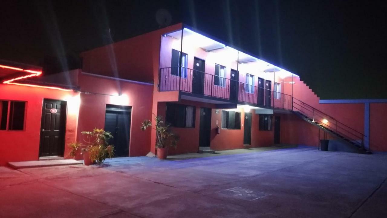 Motel Agora Ensenada Exterior photo